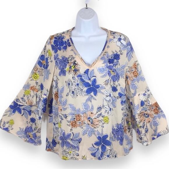 NANETTE LEPORE Blue Floral V-Neck Ruffle Sleeve Top size M - Picture 1 of 7